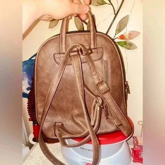 Vintage Backpack  🎒 in perfect condition (outside) - Picture 3 of 12